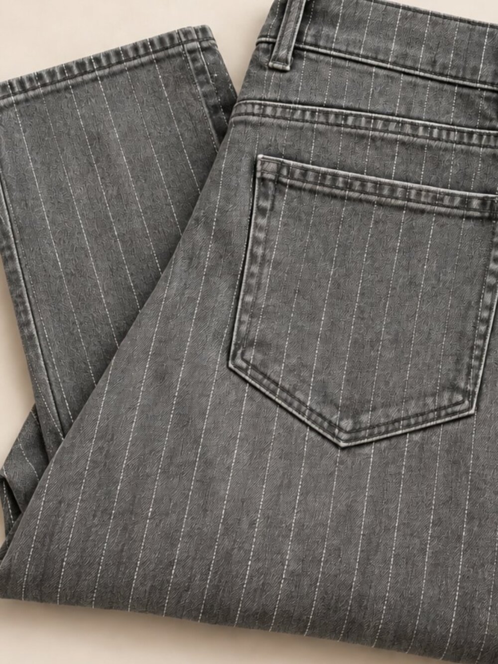 White House Black Market Gorgeous Jeans!